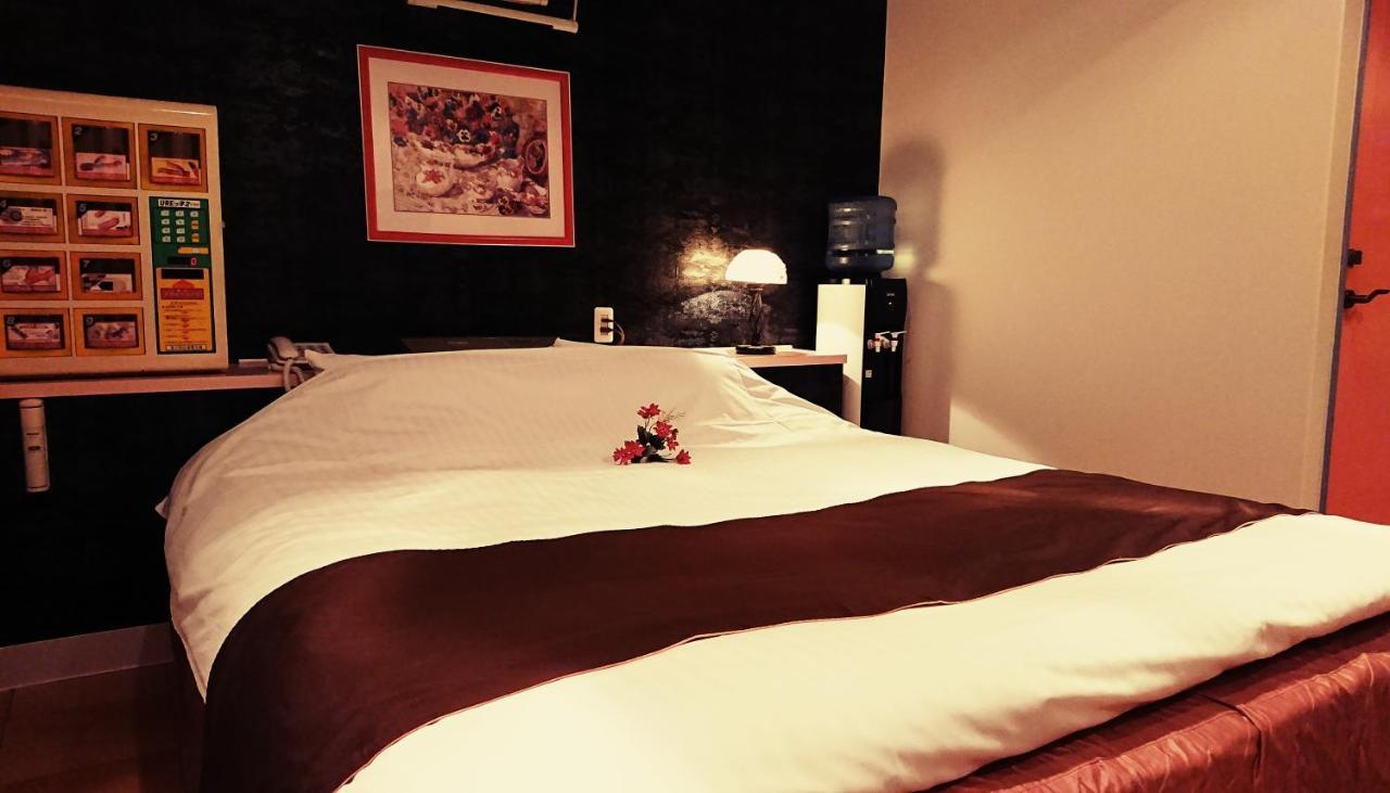 Aloha Inn Aine (Adults Only) Fukuchiyama Bagian luar foto